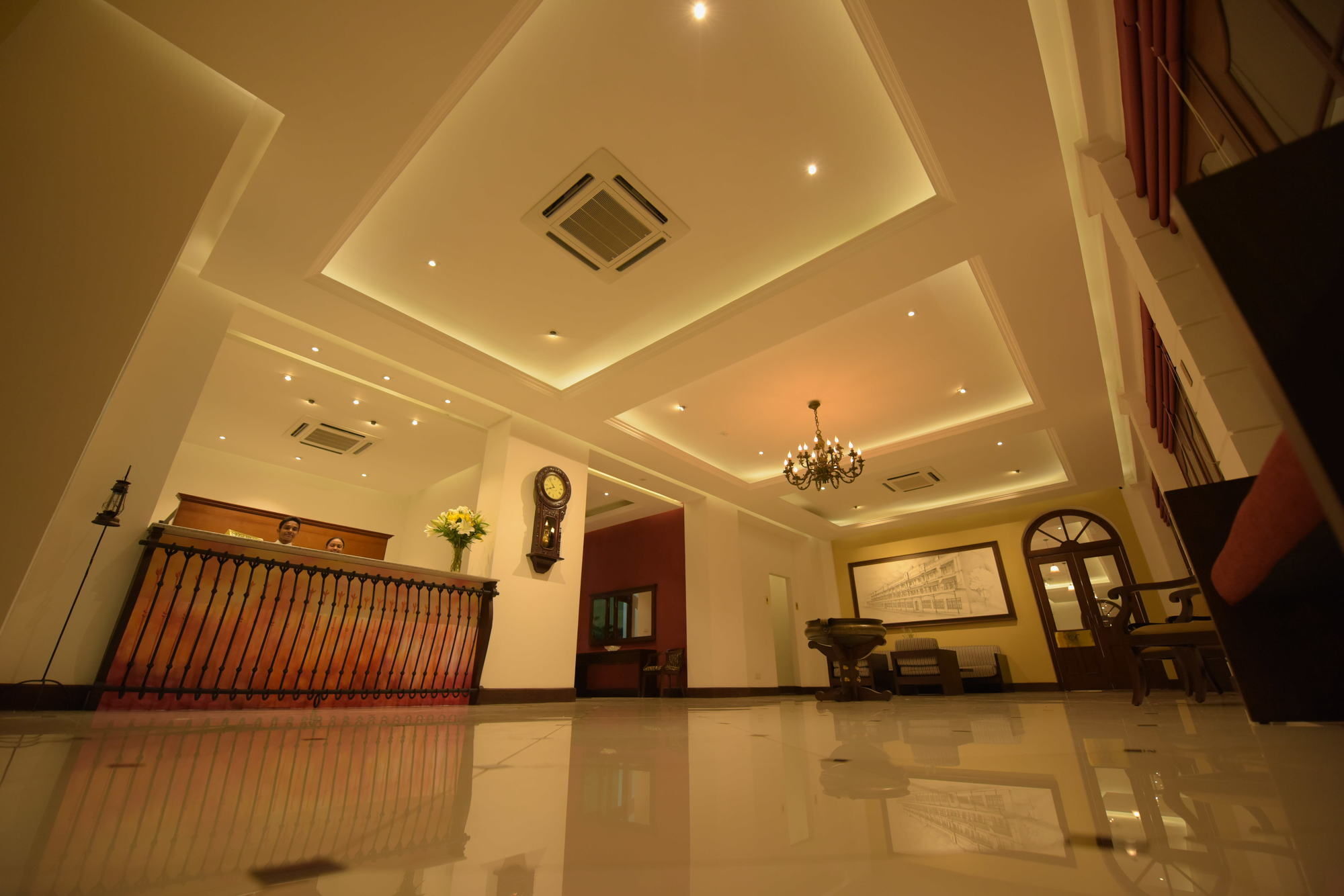 Nippon Hotel